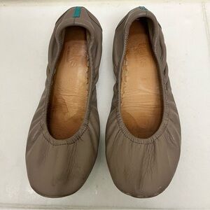 TIEKS Flats Size 5